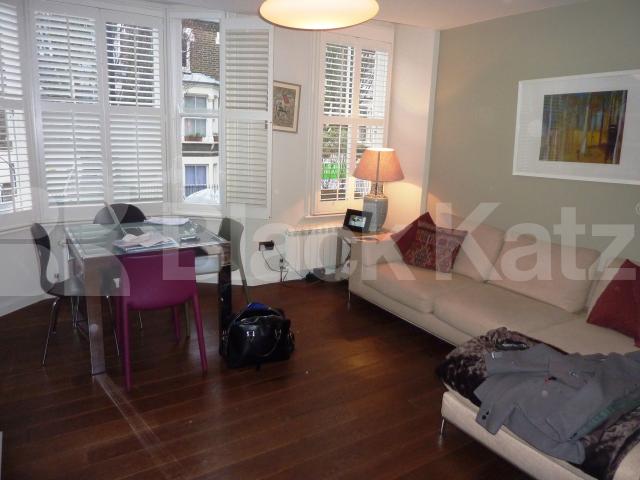 			MUST SEE!, 2 Bedroom, 1 bath, 1 reception Flat			 Balmore Street, DARTMOUTH PARK
